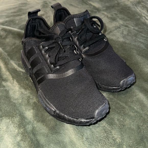 adidas gazelle silver green womens Adidas NMD R1 Primeknit Tricolor Black NOIRFONCE Sneakers